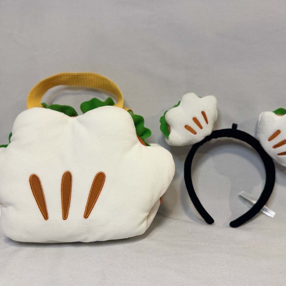 Tokyo Disney Resort Chicken Pao Sandwich Lunch Bag and Mickey Ears Plush Set